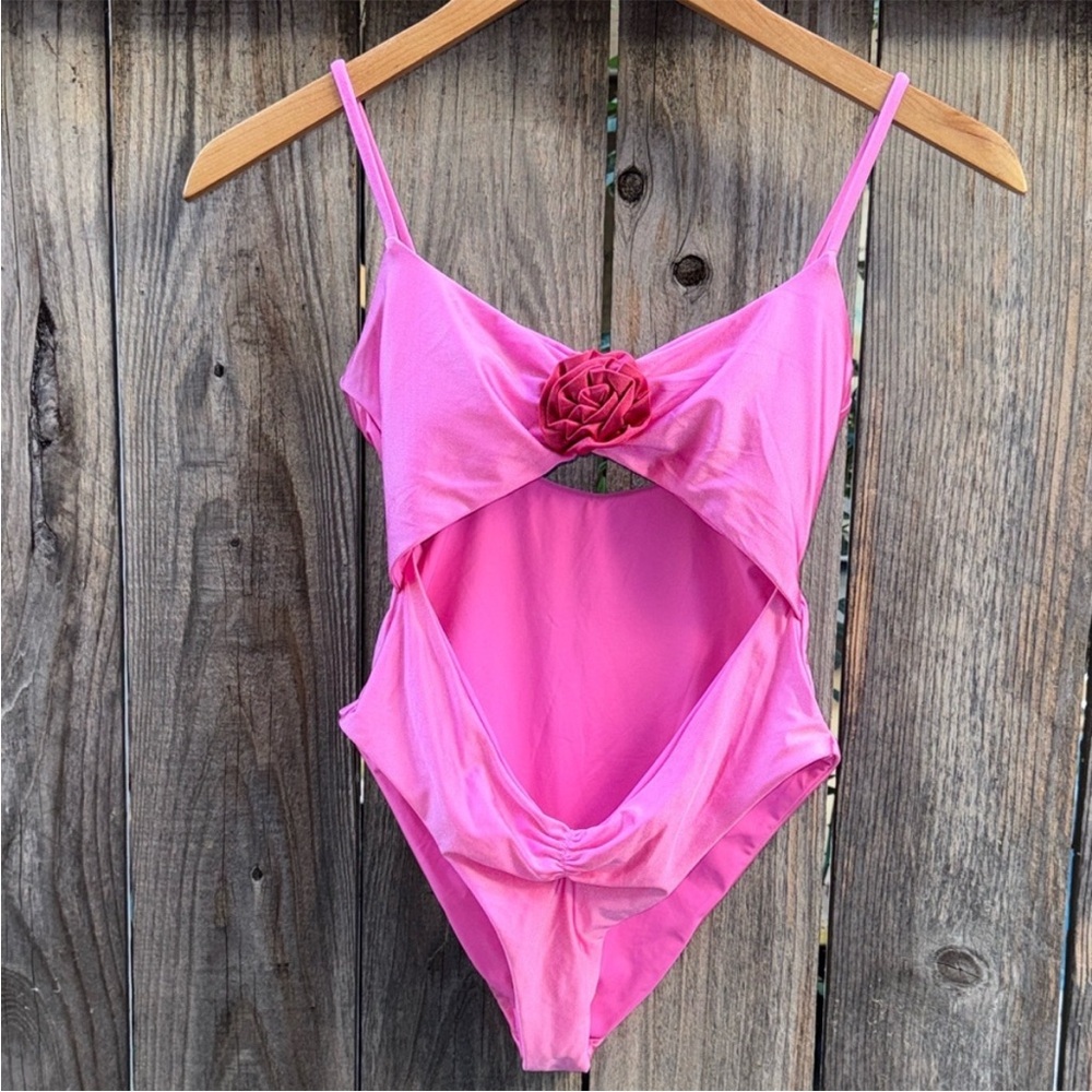L*SPACE Sierra Satin Shine Classic One Piece XS Swimsuit Cutout In Pink Chic NEW